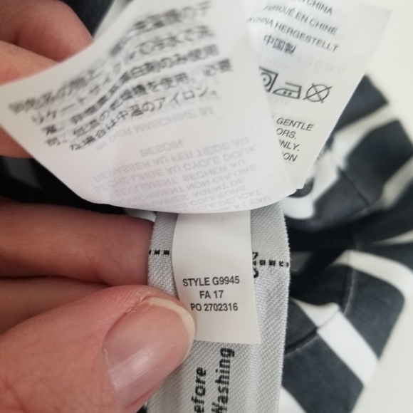 NWT J. Crew Off the Shoulder Bow Front Long Sleeve Blouse Size M Striped - Picture 8 of 14